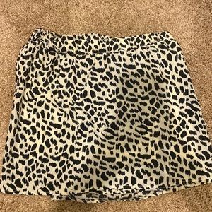 EUC She + Sky leopard print skirt size medium